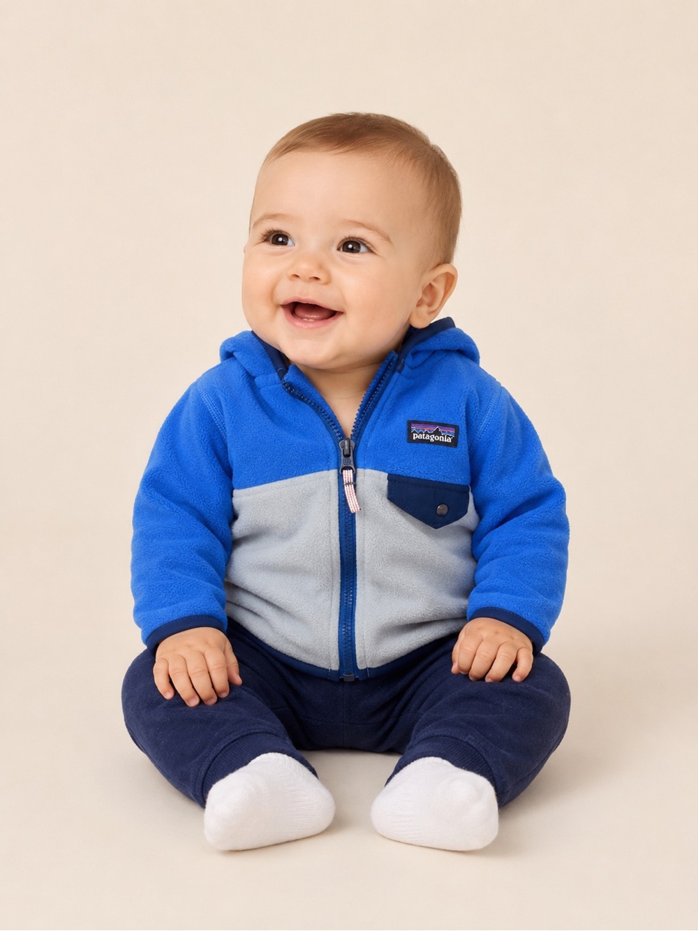 6 to 12 month kid Patagonia fleece jacket coat hood blue gray zipper is black